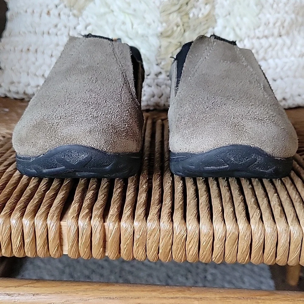 Merrell brown suede jungle mocs, size 11.0 M